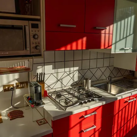 Guesthost - Cozy Flat Close To The Center Apartamento