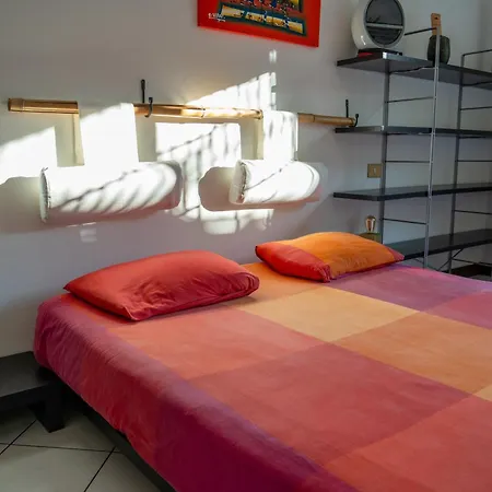 Guesthost - Cozy Flat Close To The Center Lejlighed Piacenza